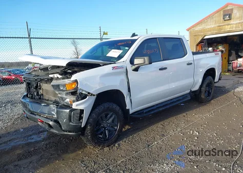 2021 Chevrolet Silverado 1500 4Wd Short Bed Custom Trail Boss z USA, uszkodzony, nr VIN 1GCPYCEF5MZ164643